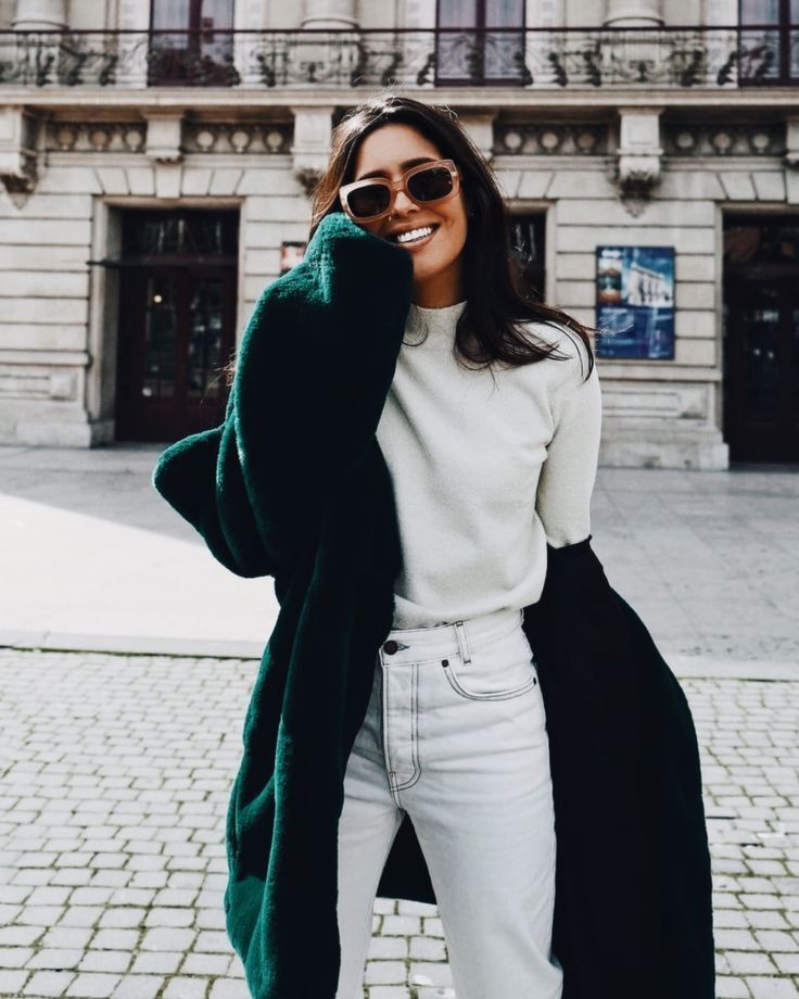 Super easy ways to declutter your closet