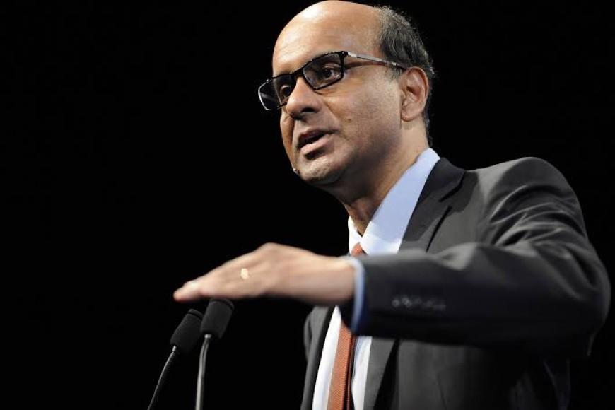 India origin Tharman Shanmugaratnam in race to be Singaporen President.    